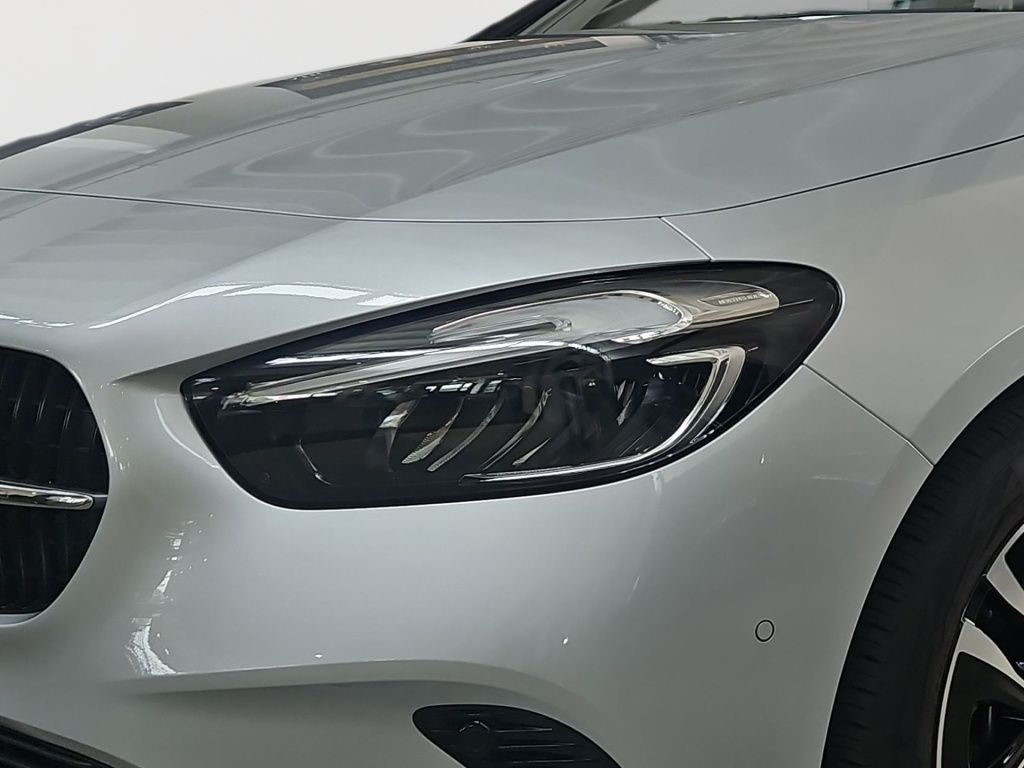 Fahrzeugabbildung Mercedes-Benz B 180 Progressive AHK Navi LED SHZ SpurH KAM DAB