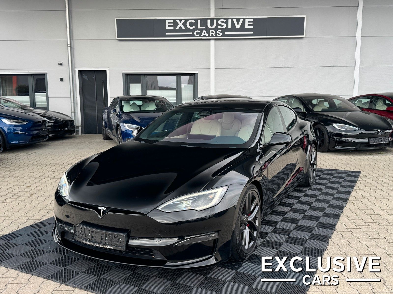 Tesla MODEL S PLAID | MATRIX LED|FULL SELF DRIVE 4 AI
