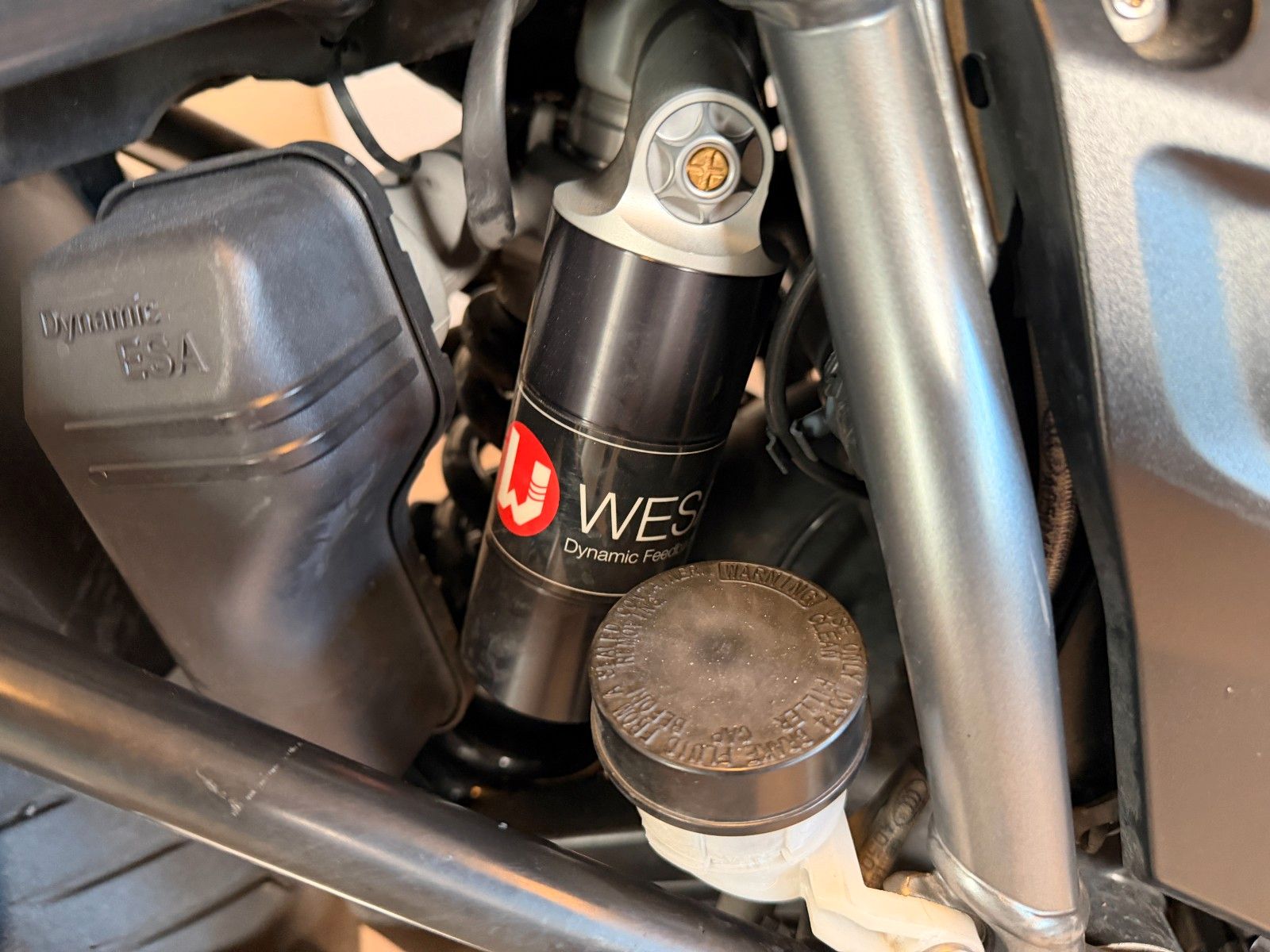 Fahrzeugabbildung BMW R 1250 GS Exclusive  inkl.  WESA -35mm tief