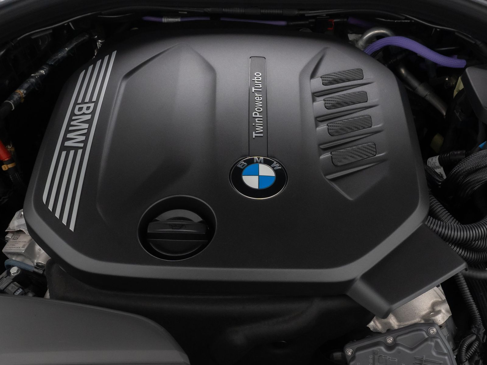 Fahrzeugabbildung BMW 320d HUD Sport Memory Kamera DAB Komfort DrivAss