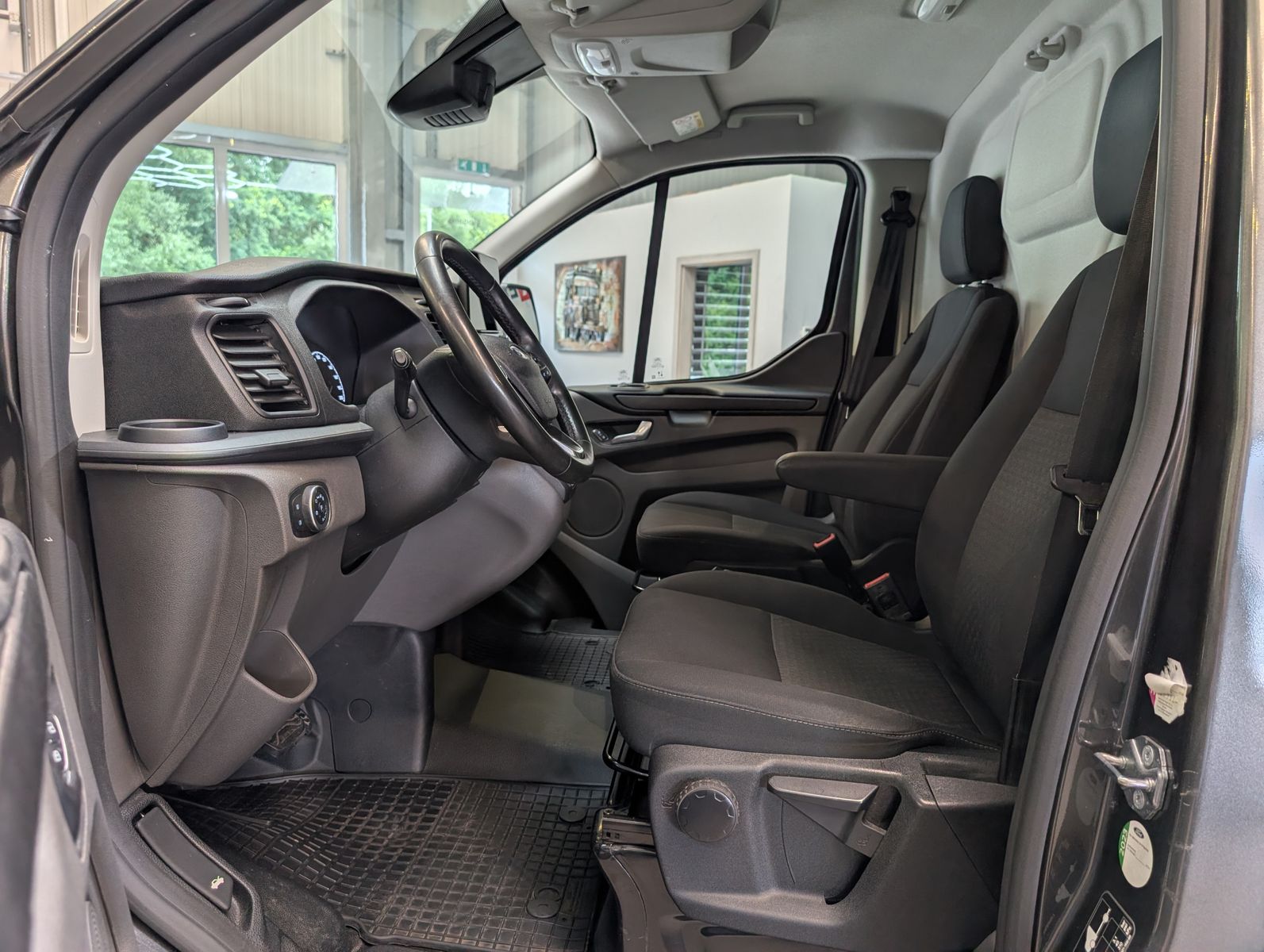 Fahrzeugabbildung Ford Transit Custom 280 L1 Trend Regal LED KAMERA ACC