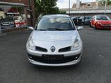 Renault Clio III Privilege - Renault Clio: Privilege