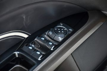 Ford Mondeo - 7