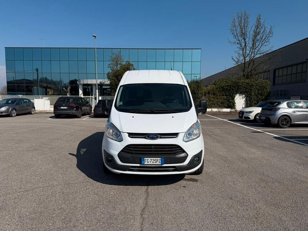 Image of Ford Transit Custom