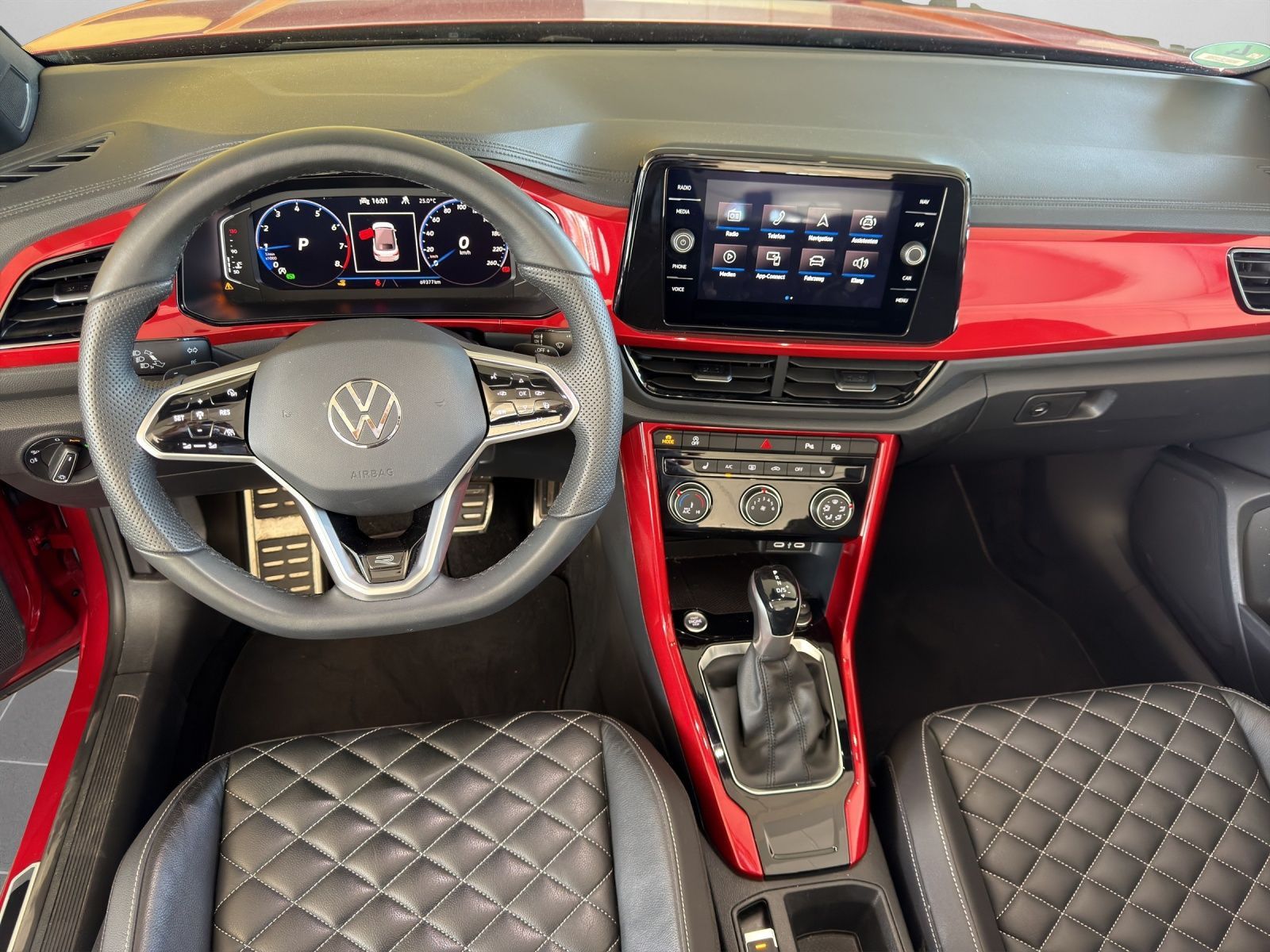Volkswagen T-Roc - Bild 4