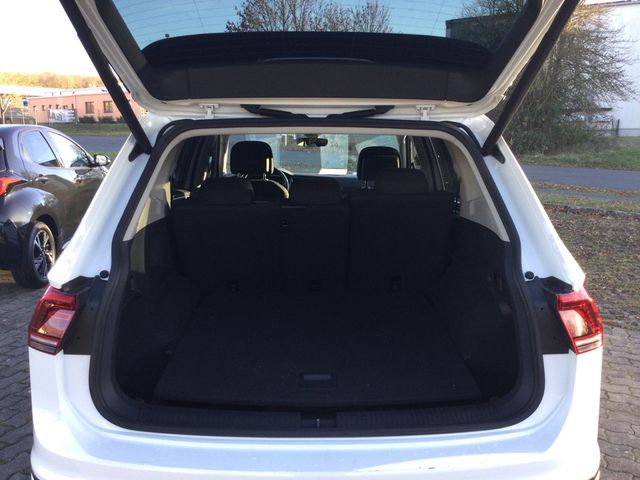 Tiguan Allspace 2.0 TDI Highline 4Motion PANO