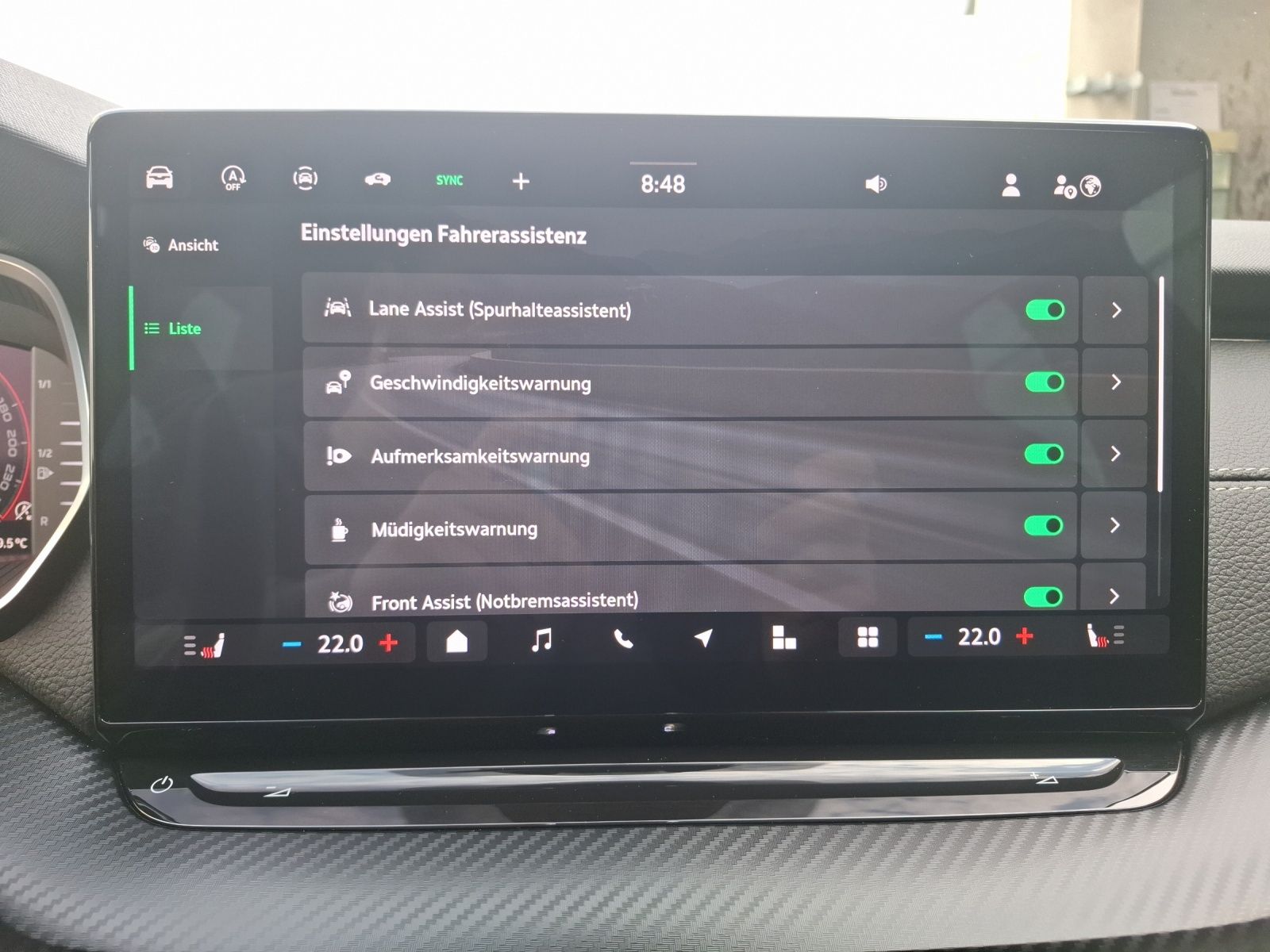 Fahrzeugabbildung SKODA Octavia Combi TDI Sportline DSG Matrix Navi HUD