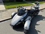 Can-Am Spyder  - CAN-AM SPYDER