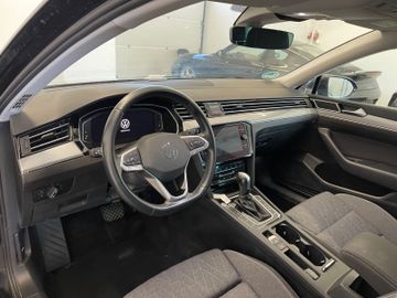 Volkswagen Passat Variant - 8