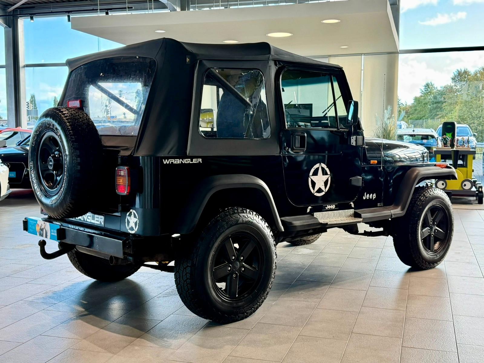 JEEP WRANGLER - 2.5l - 121 CV - BVM - CARNET D'ENTRETIEN
