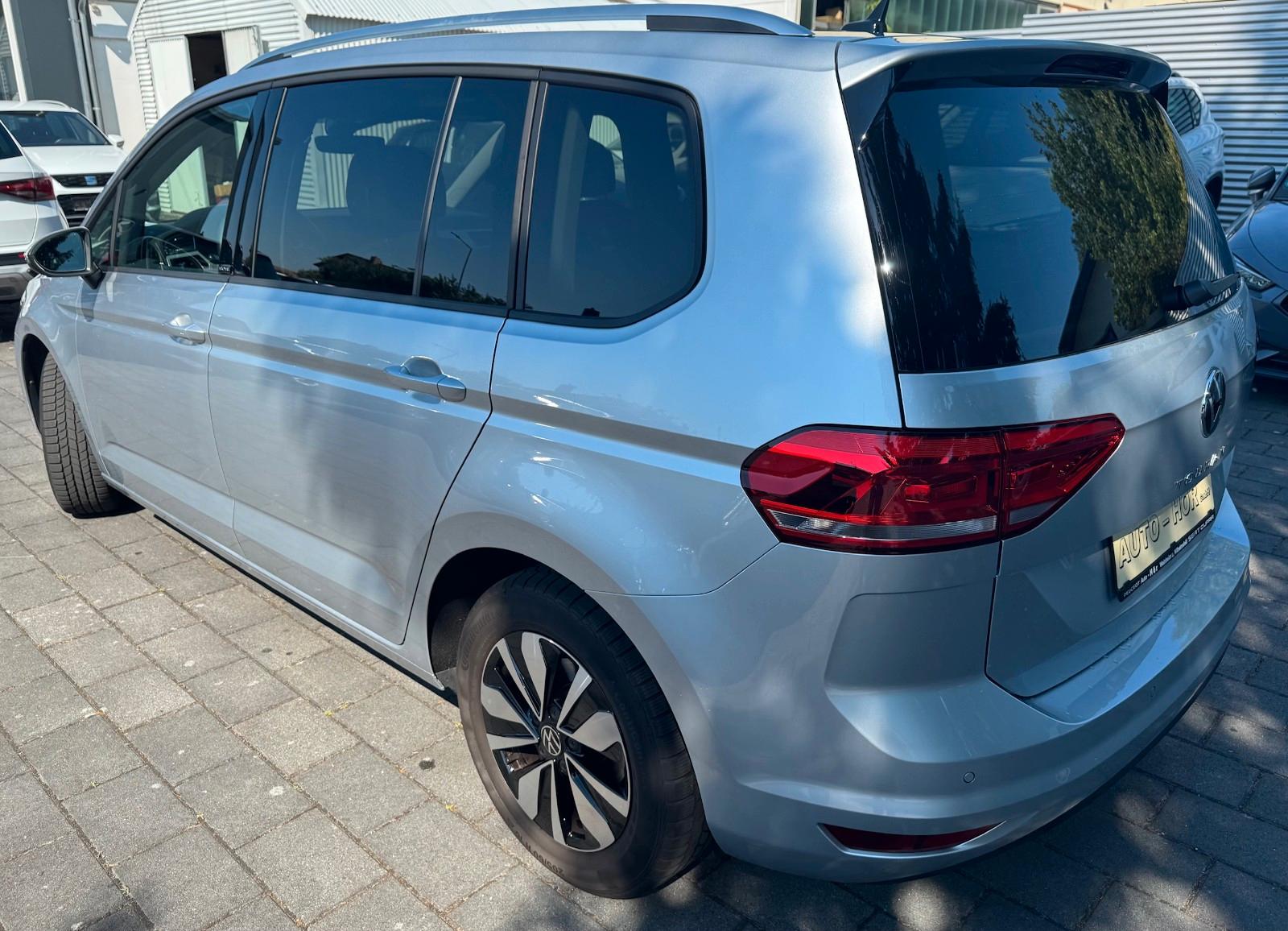 Volkswagen Touran 1.5 TSI DSG Move /7-Sitze/SHZ/ACC