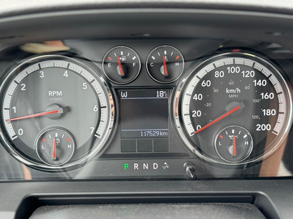 Fahrzeugabbildung Dodge RAM 1500 CrewCab 5.7 Leder Kamera deutsches Fzg.