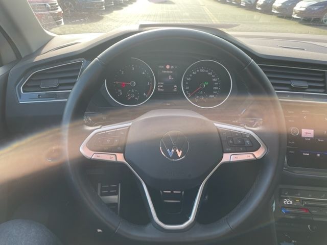 Tiguan 2.0 TDI DSG ACTIVE NAVI AHK LED Kamera Te