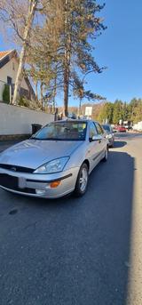 Ford Focus Rentnerfahrzeug mit TÜV - gebrauchte Ford Focus aus dem Jahr 2001