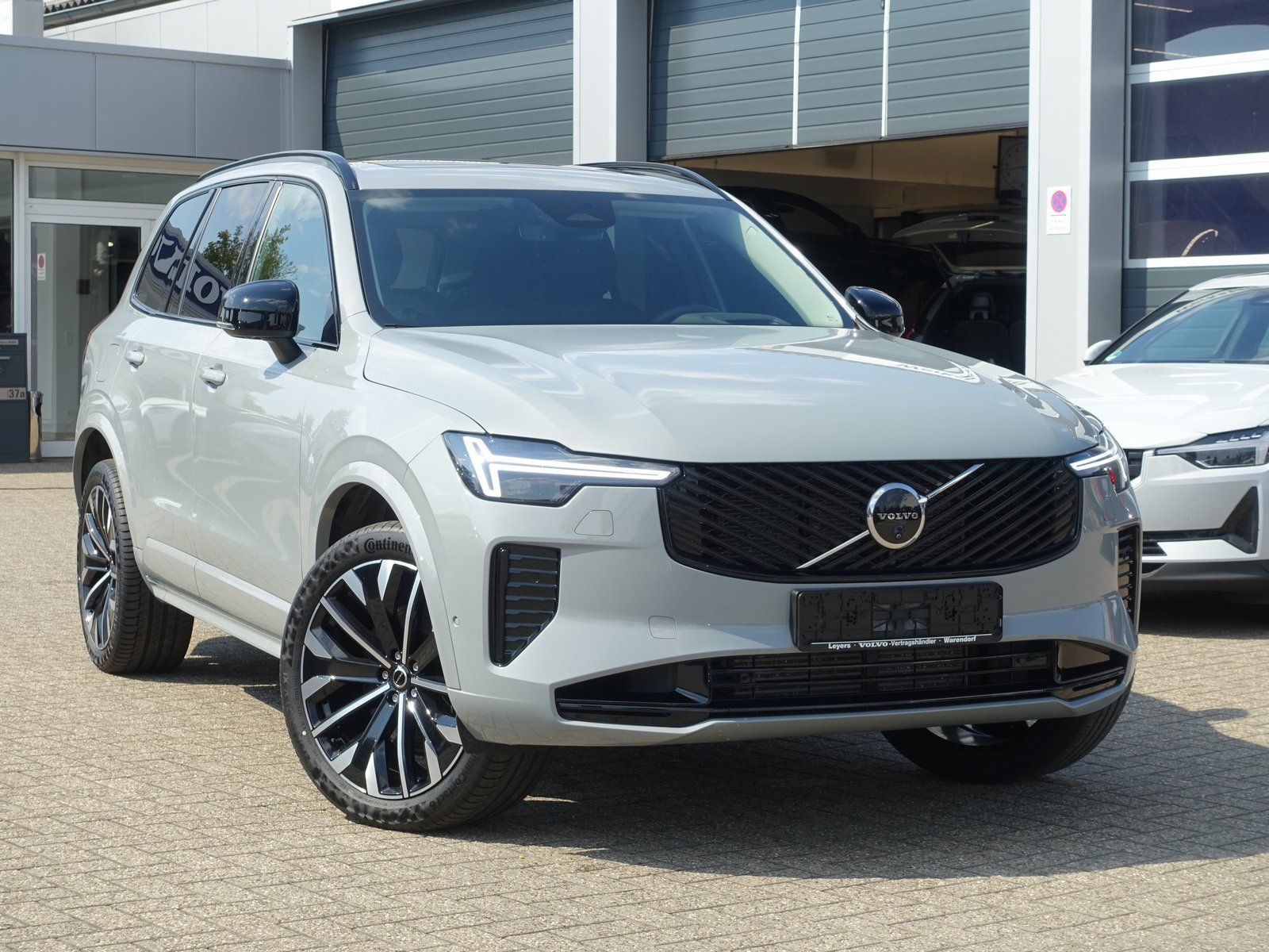 Volvo XC90 Plus Dark T8 AWD Plug-in /HeadUp/360°/Pano imagem 3