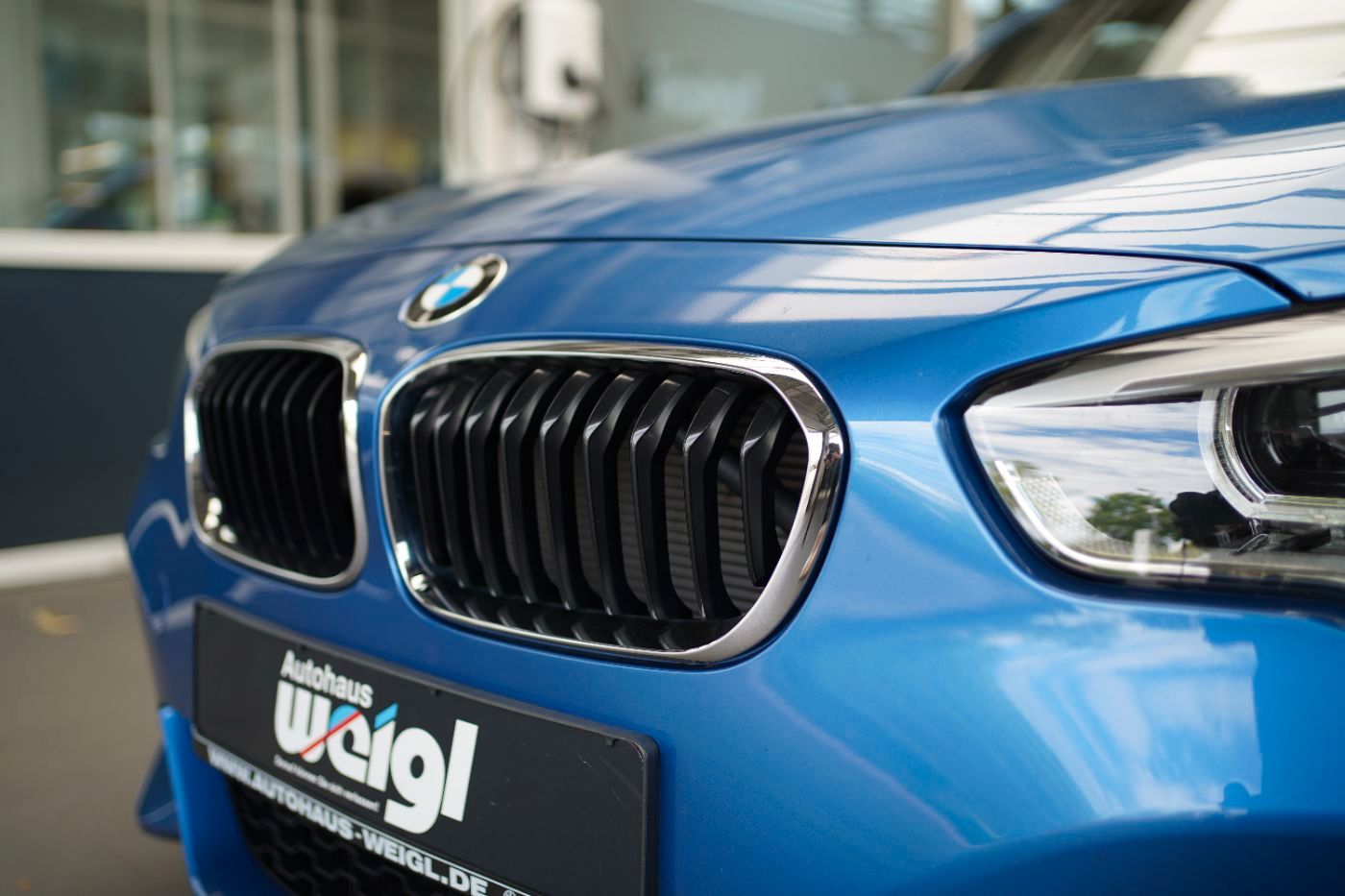 Fahrzeugabbildung BMW 118iA M-Sport KlimaA+LED+Navi+PDC+SHZ+Multi-Lenk
