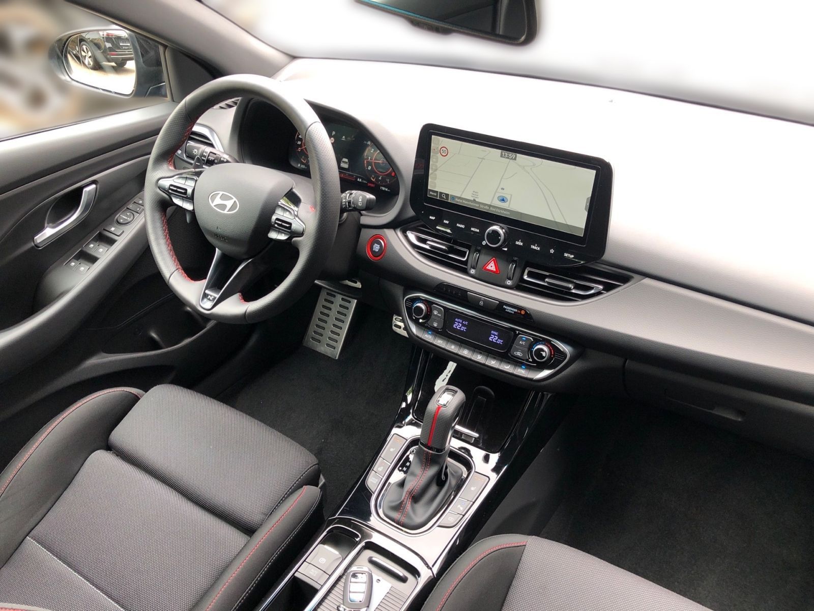 Fahrzeugabbildung Hyundai i30 1.5 T-GDI 7-DCT N Line Mild-Hybrid Navi LED