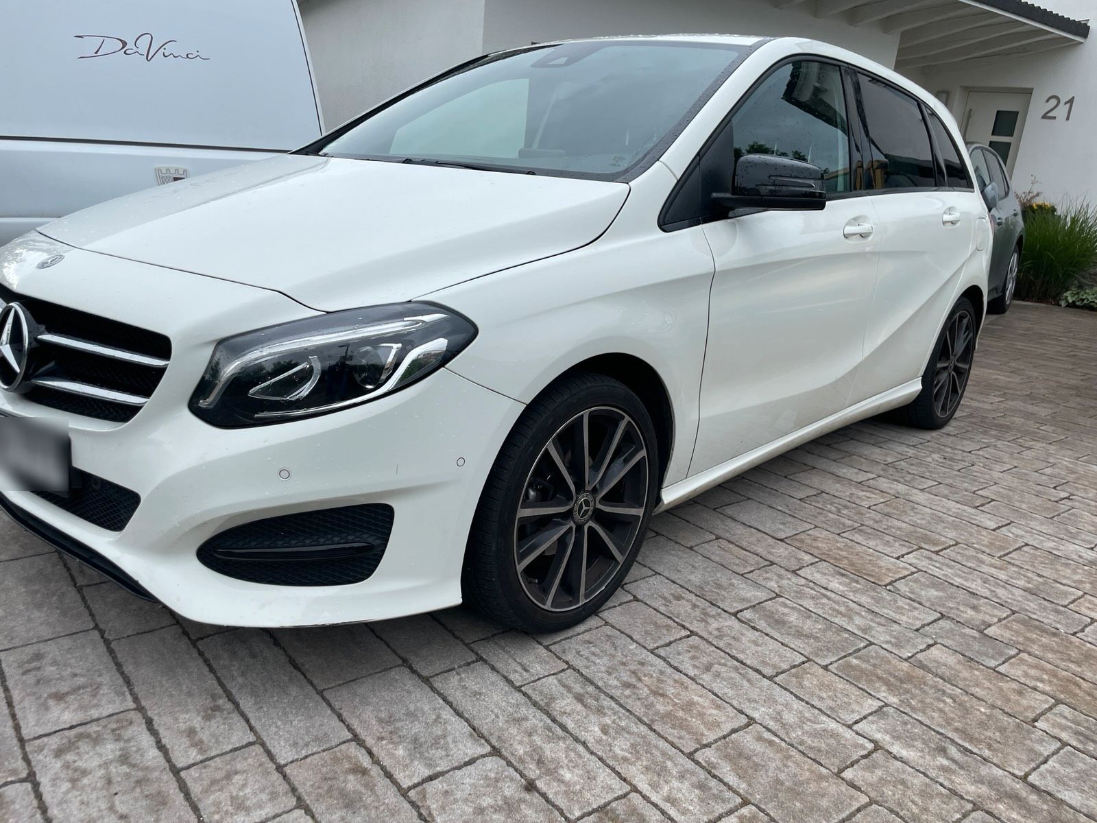 MERCEDES-BENZ Mercedes B 180 D Automatik 65000 km