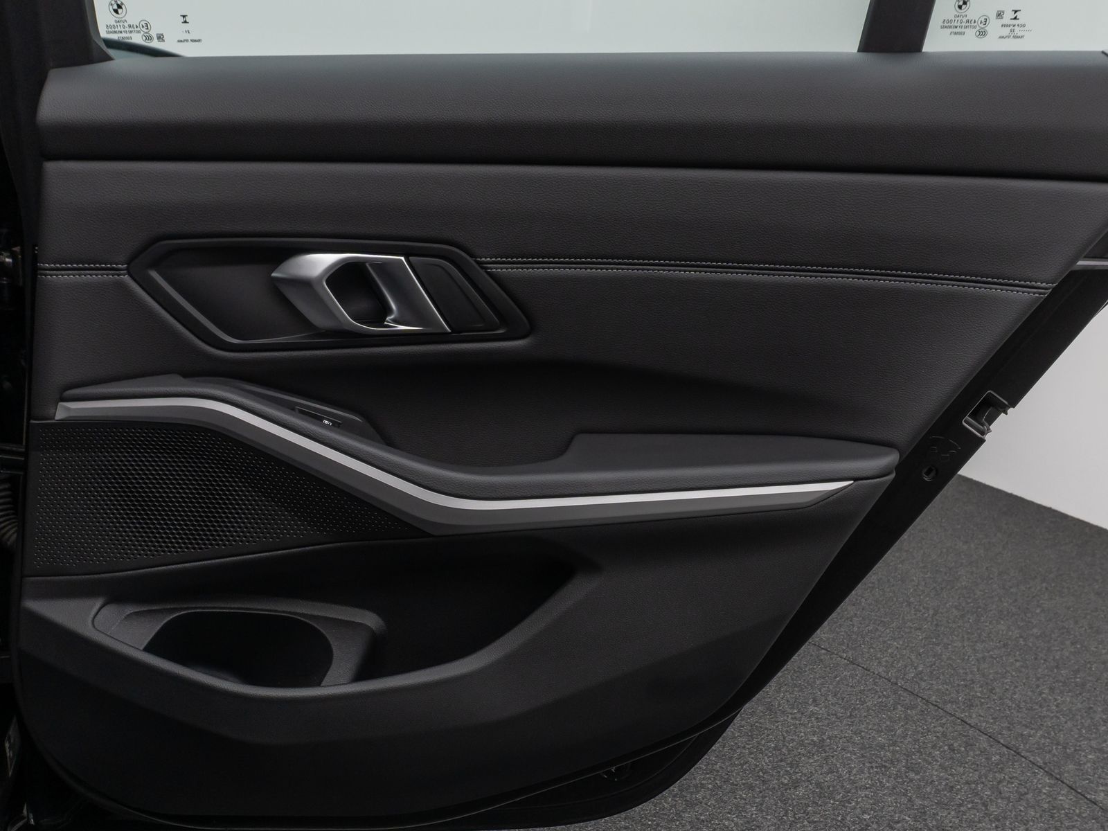 Fahrzeugabbildung BMW 330e DAB CockPit+ PDC Geschwindigkeitsreg Sport