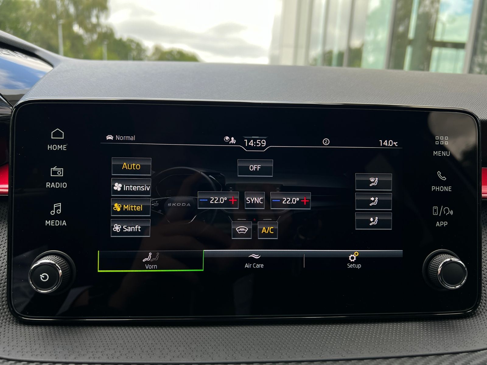 Fahrzeugabbildung SKODA Fabia Monte Carlo 1.0 TSI *LED, 17" LM-Felge, Kl