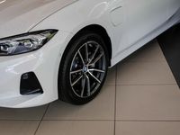 BMW 330 - Vorschau Bild 6
