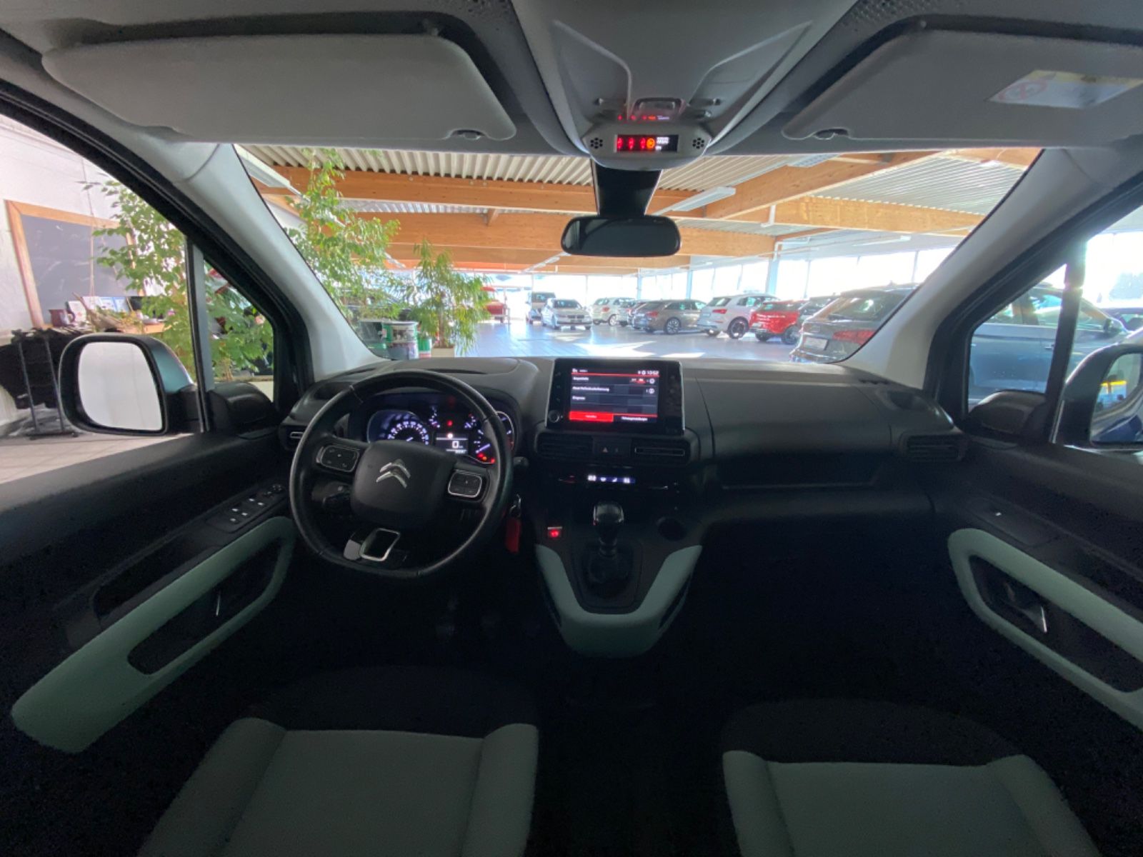 Fahrzeugabbildung Citroën Berlingo Feel M *Sitzheizung, Klima, Kombi*