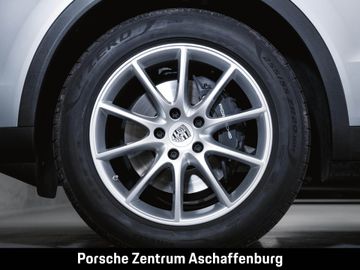 Porsche Cayenne - 9