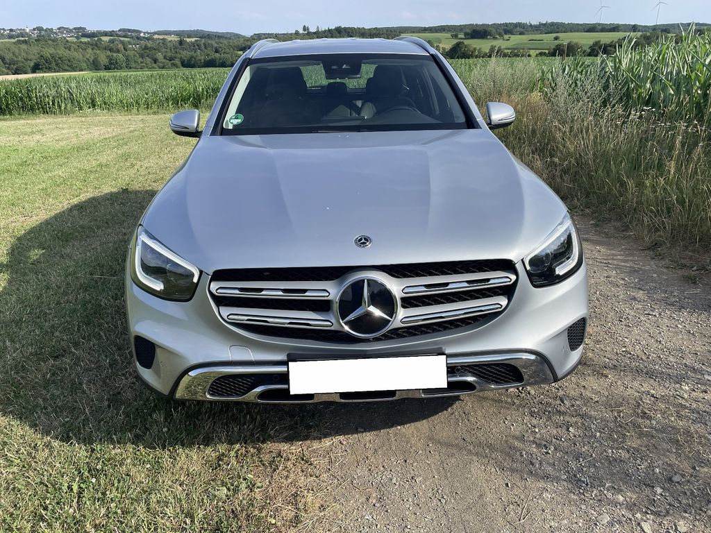 Image of Mercedes-Benz GLC 220