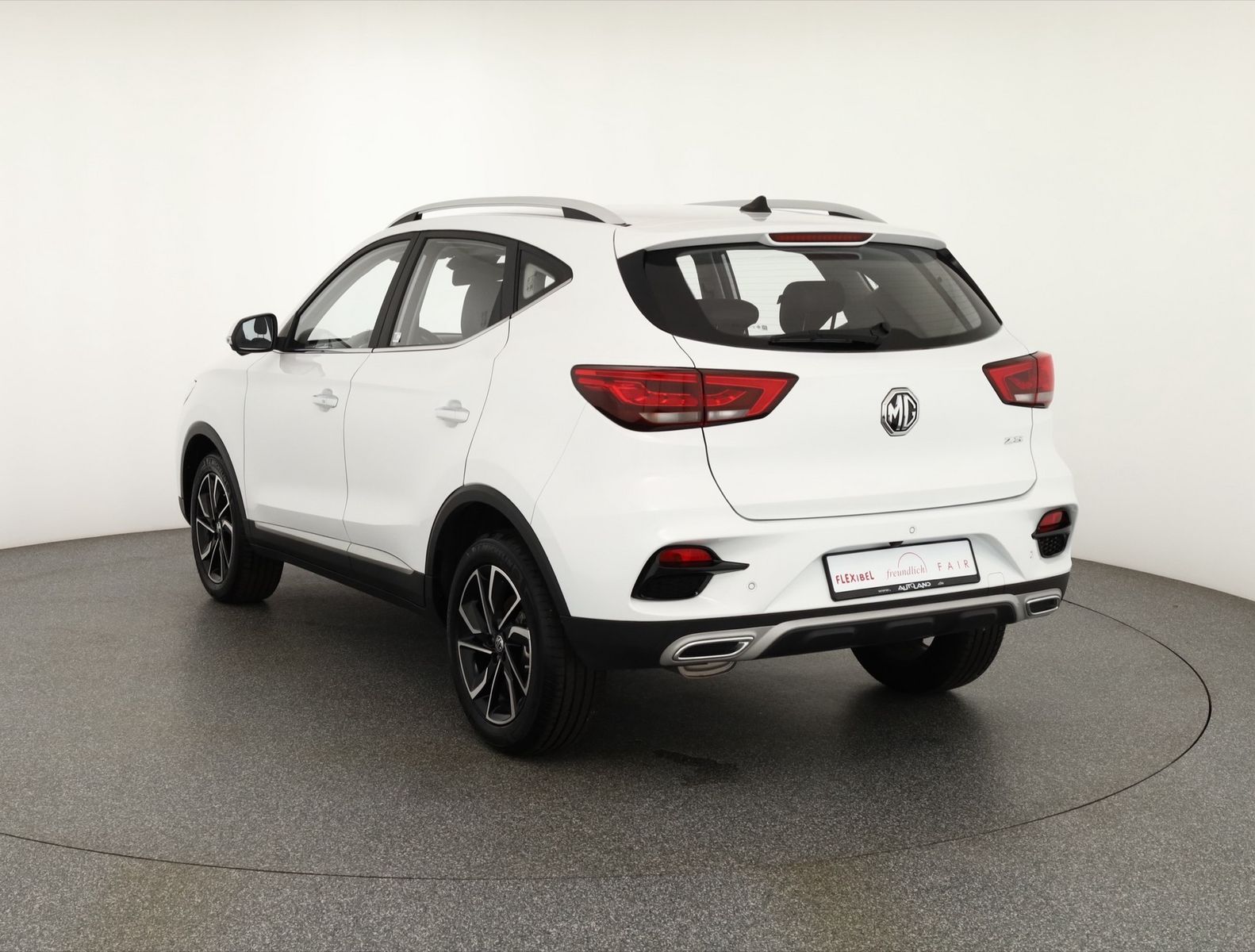 MG ZS