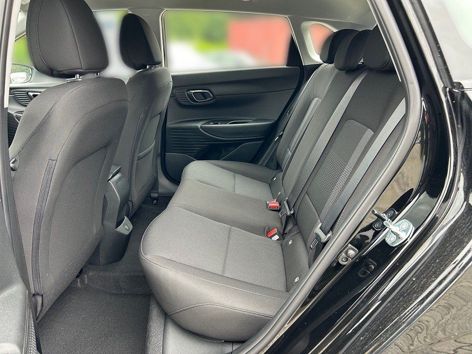 Fahrzeugabbildung Hyundai i20 MY25 1.0T TREND KOMF-P TZ KEYLESS+NAV+KAMERA