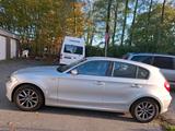 BMW E87 118i - BMW 118: 118i E87