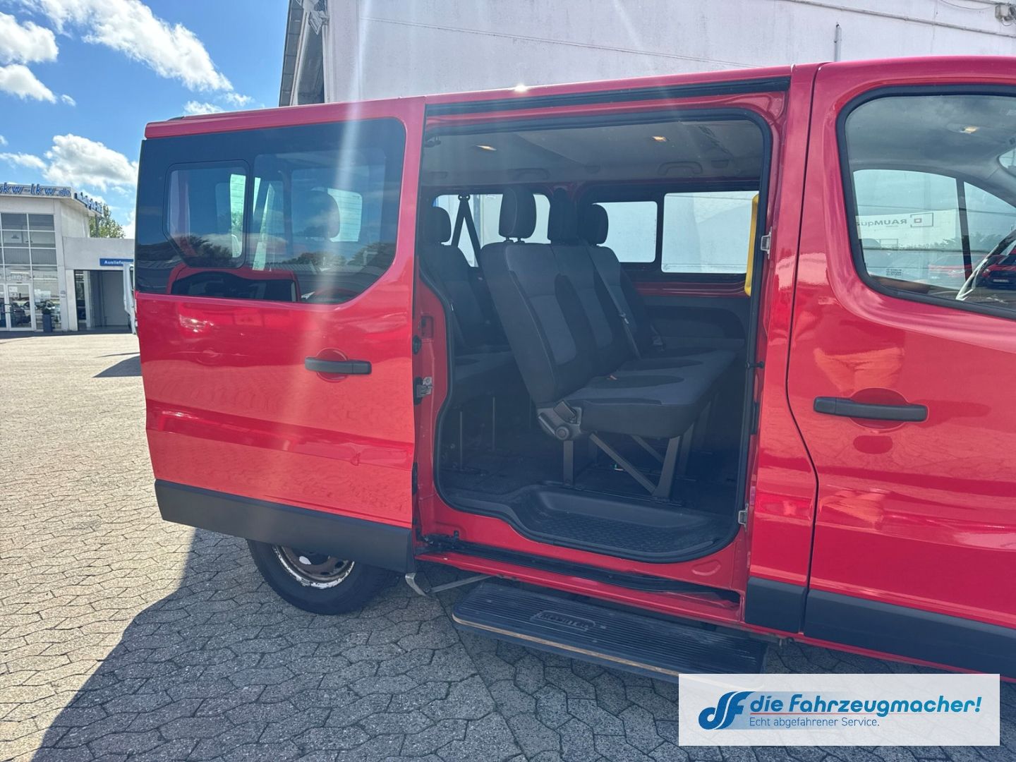 Fahrzeugabbildung Opel Vivaro B Kasten Combi L1H1 2,7t *7189 *EXPORT