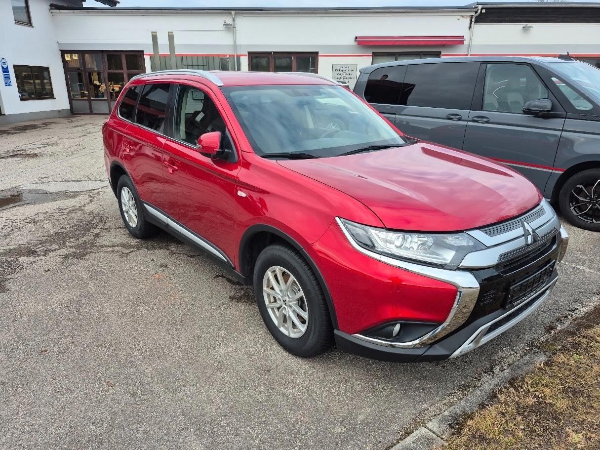 Mitsubishi Outlander Diamant Edition 2WD