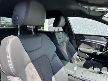 Fahrzeugabbildung Audi A7 Sportback 50 TFSI e Quattro 2x S Line 20"