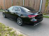 Mercedes-Benz E 220 AMG line - mit Diesel-Antrieb: Alcantara, Ambiente-Beleuchtung, Limousine