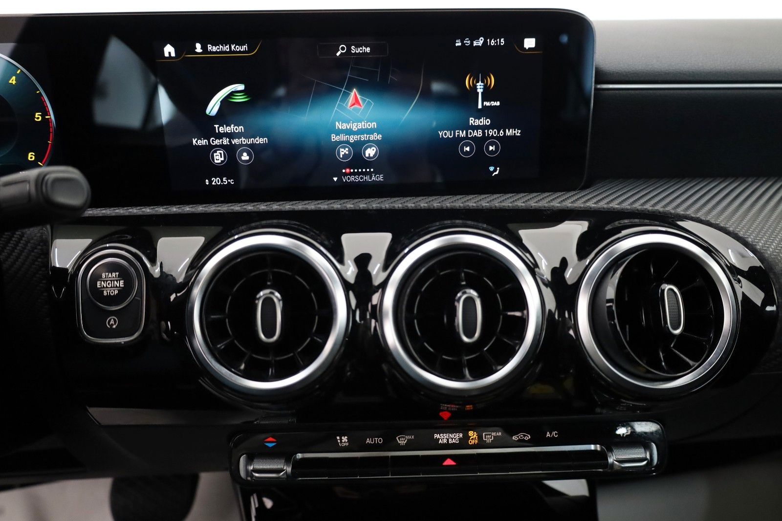 Fahrzeugabbildung Mercedes-Benz CLA 200d SB,Navi,LED,Kamera,Park Paket,AHK el.