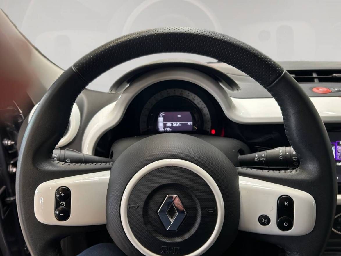 Fahrzeugabbildung Renault TWINGO E-TECH 100% el. VIBES