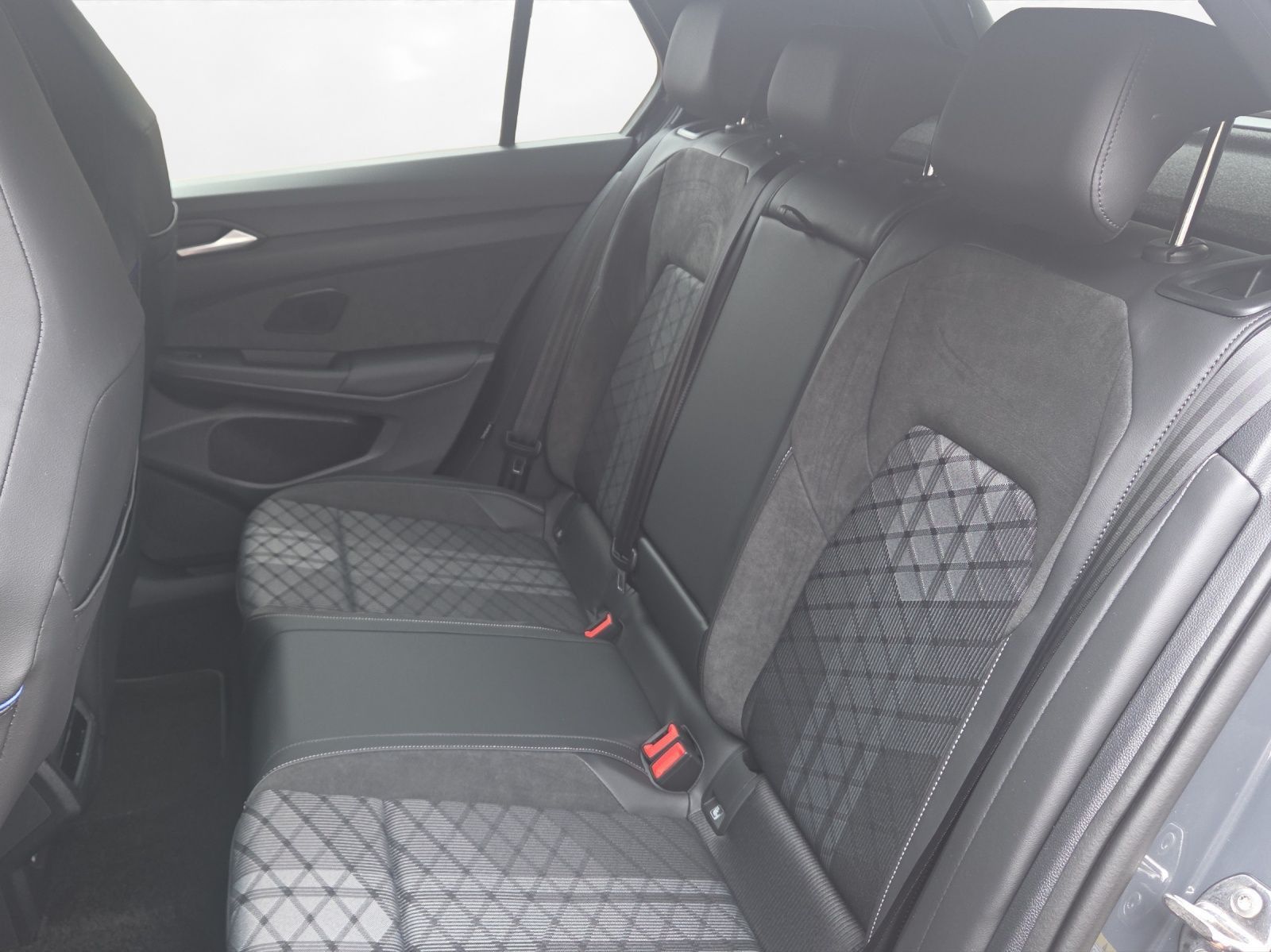 Volkswagen Golf - Bild 10