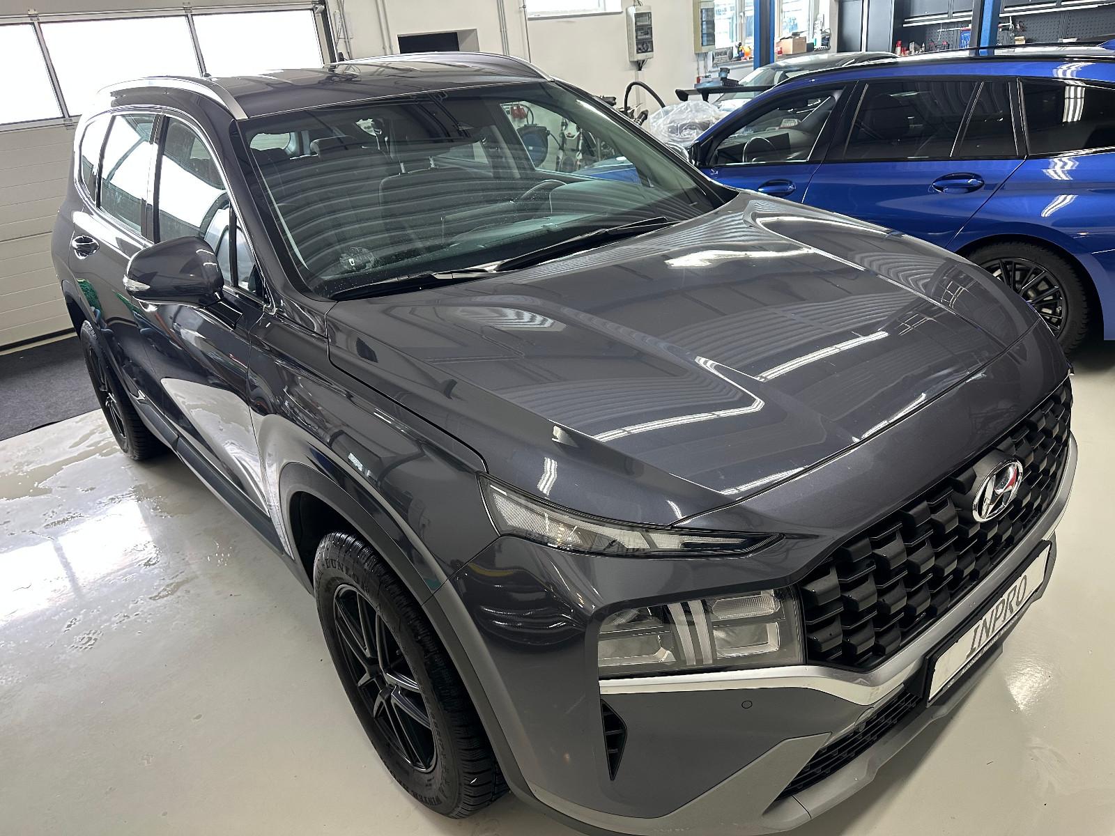 Hyundai Santa Fe Select 2WD   /  ATM mit 30TKM