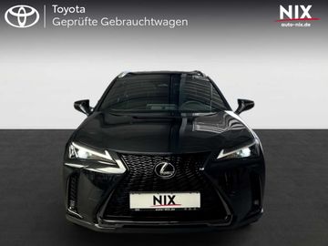 Lexus UX - 5