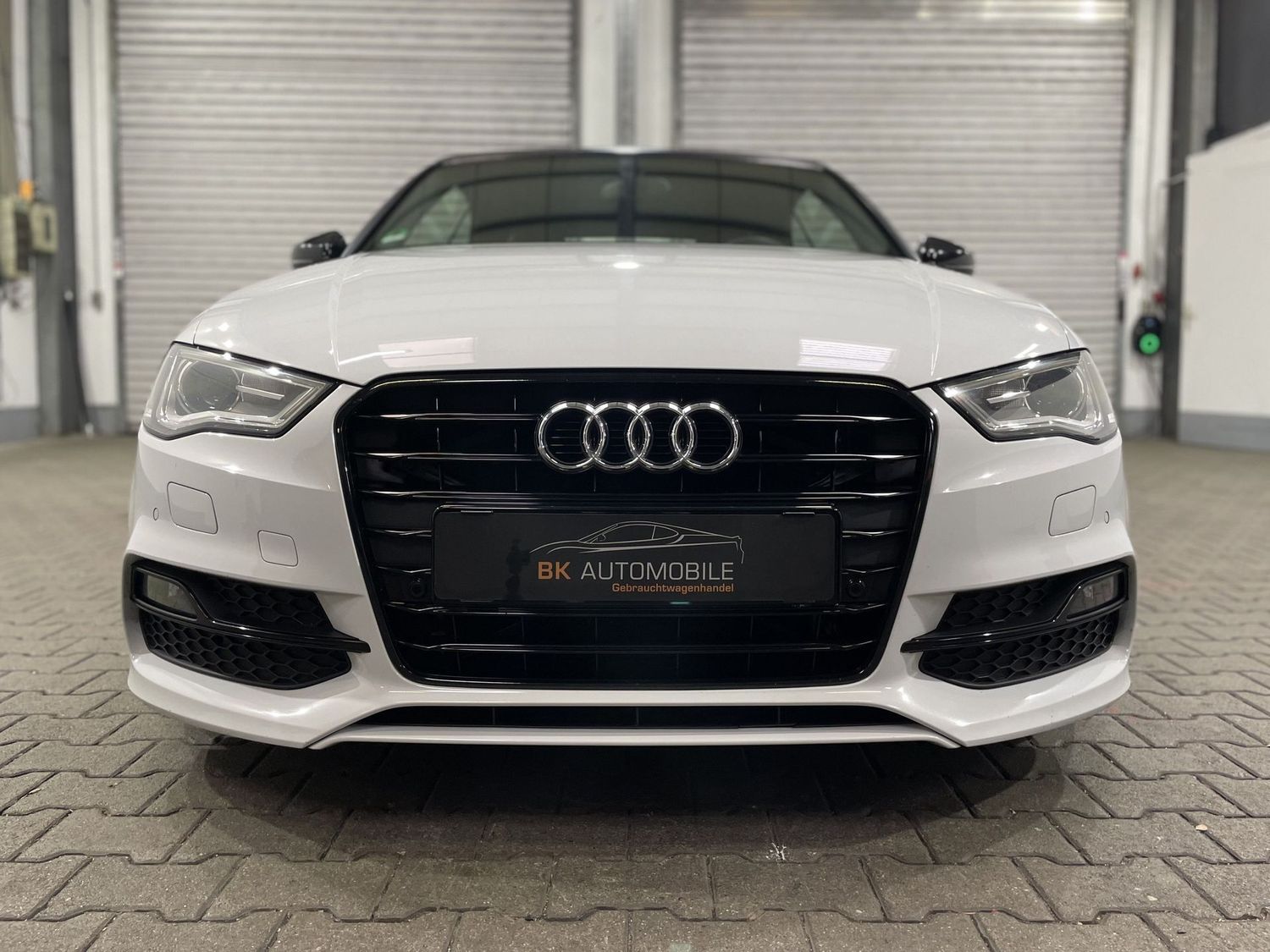 Fahrzeugabbildung Audi A3 S-Line ambition#19Zoll#Bi-Xenon#Tempo#SHZ#PDC