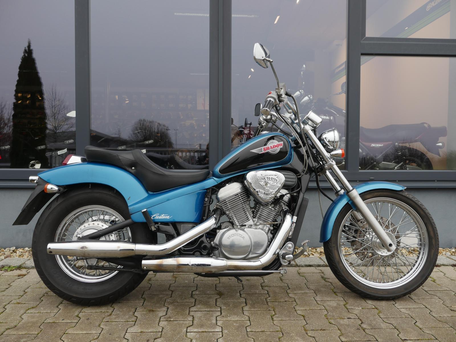 Honda VT 600 Shadow - dt. Modell - Türkis