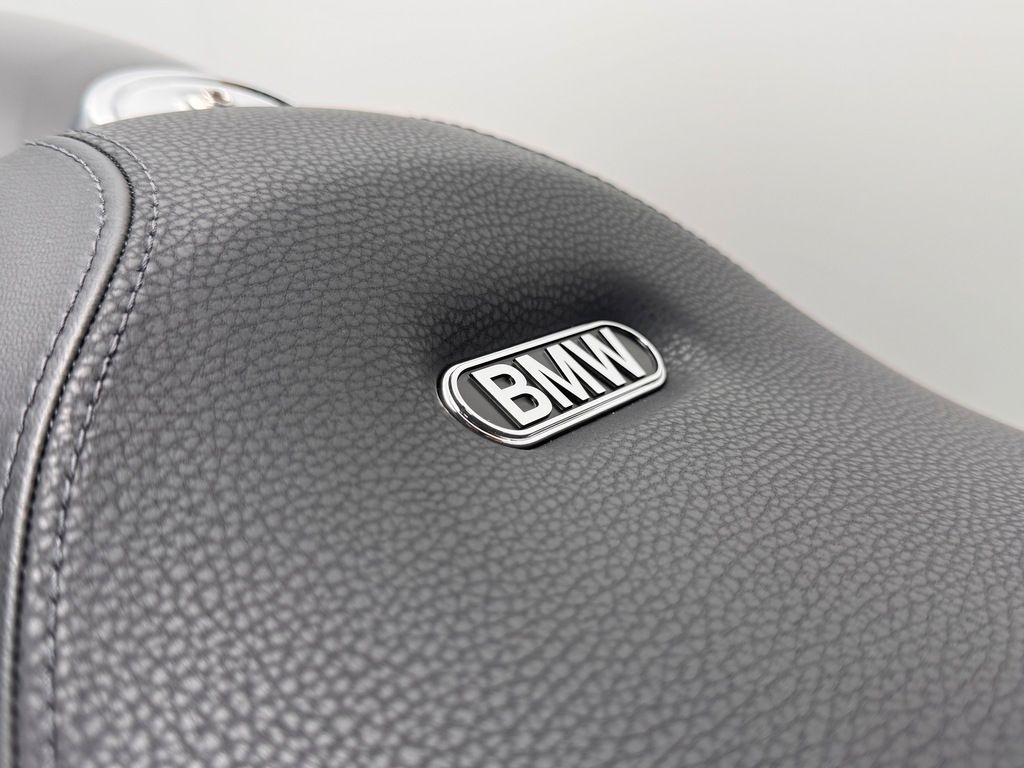 Fahrzeugabbildung BMW R18 FIRST EDITION *NEUWERTIGER ZUSTAND