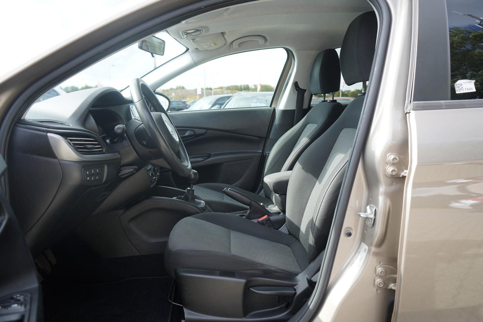 Fiat Tipo 1.4 Lounge PDC Klima USB AUX Bluetooth, миниатюра 26