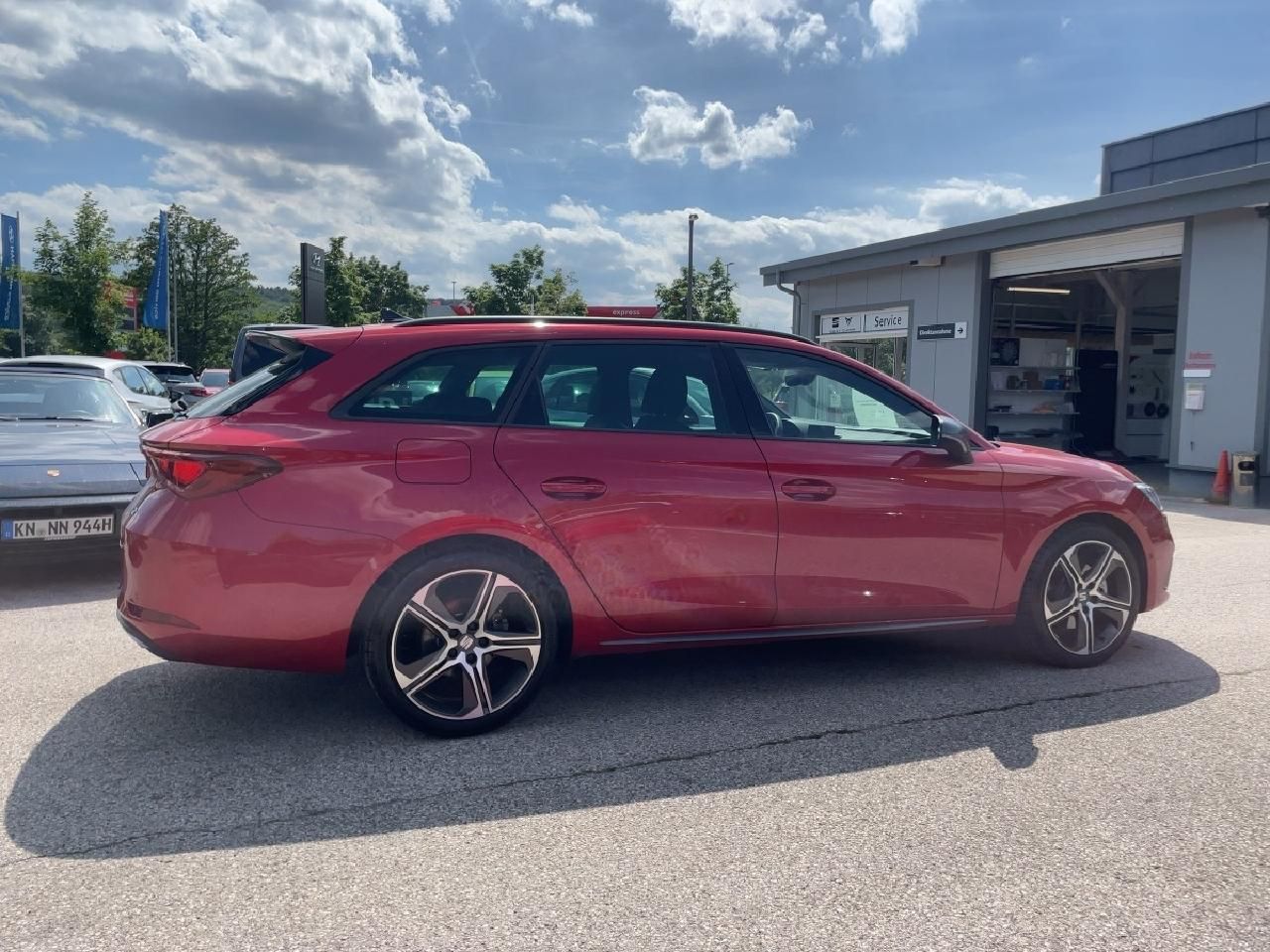 Fahrzeugabbildung SEAT Leon Sportstourer FR Plus
