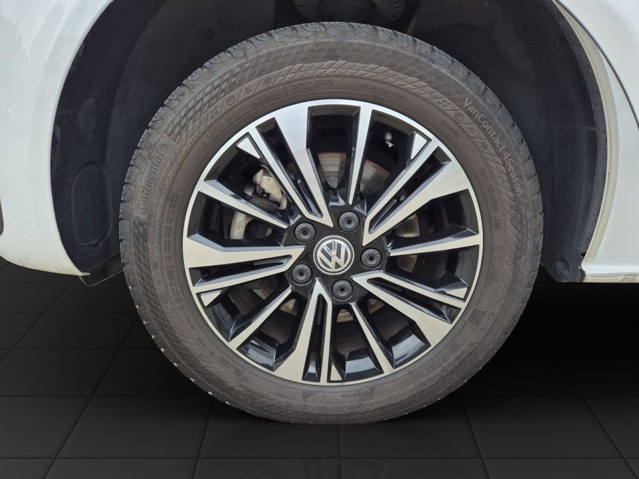Fahrzeugabbildung Volkswagen T6.1 California Ocean Edition FWD