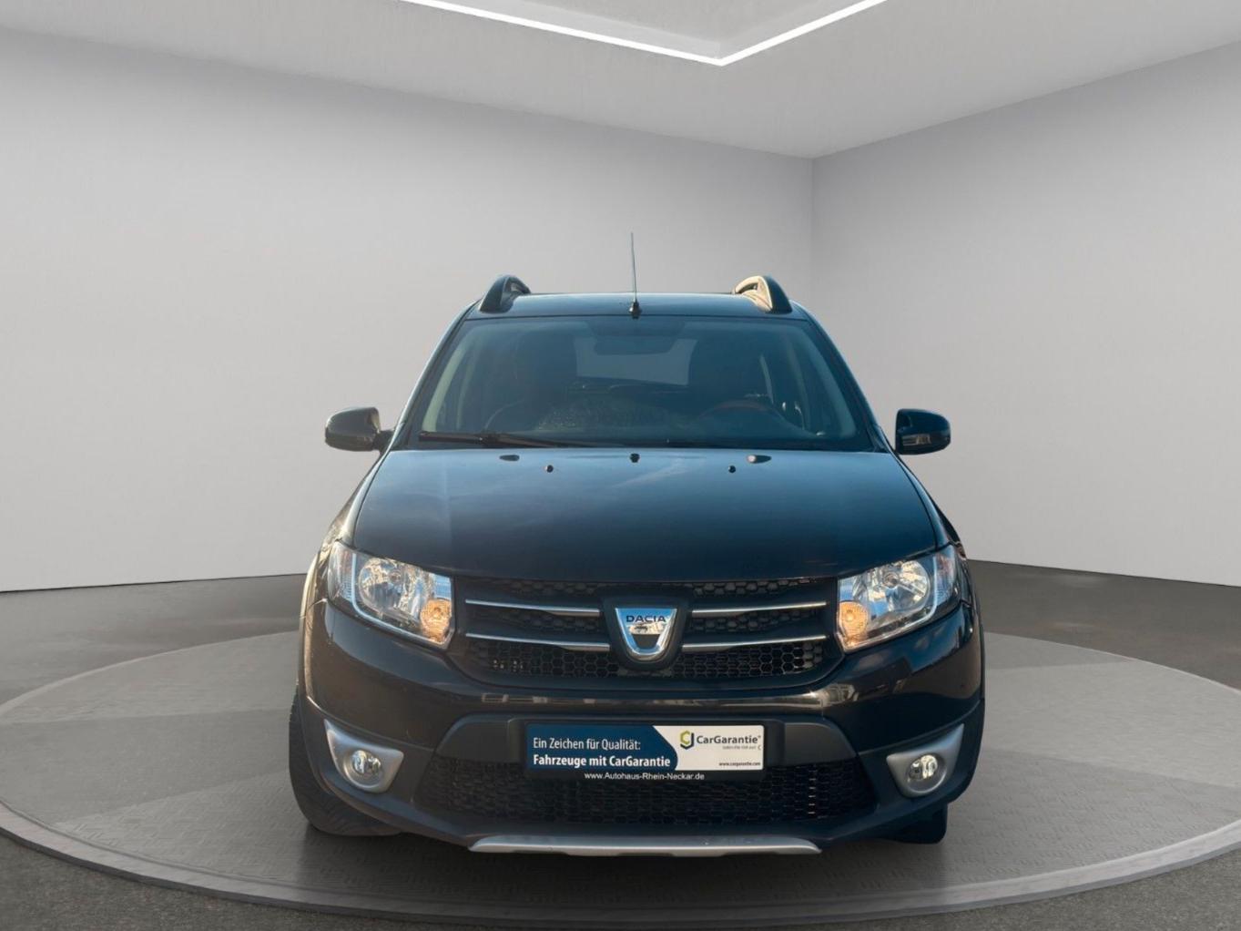 Dacia Sandero 2015 — interior