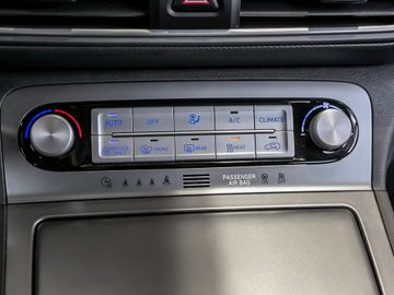 Hyundai Kona Advantage Elektro 2WD Navi Kamera KRELL
