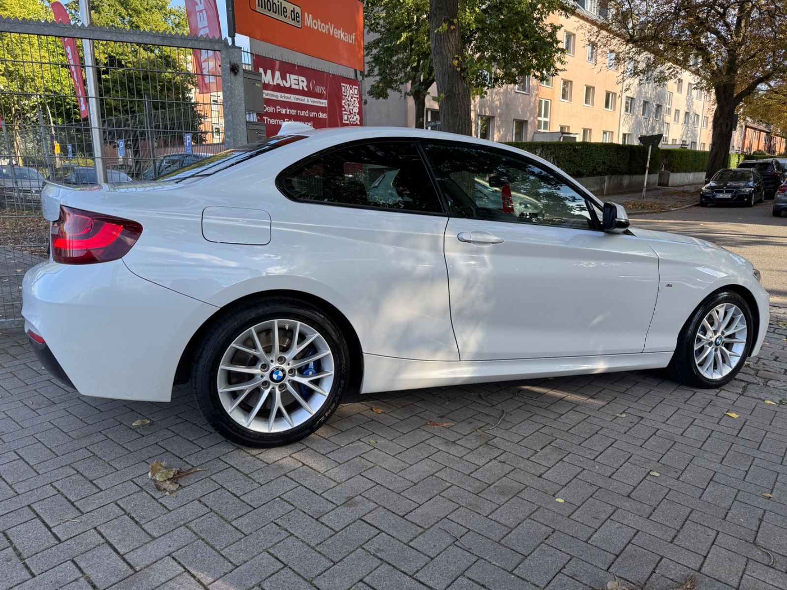 Fahrzeugabbildung BMW 218i M-Sport Coupe BIXEN*AHK*PDC*ALU