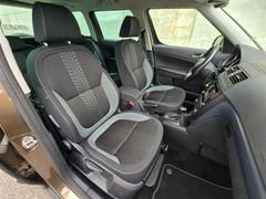 SKODA Yeti Adventure 4x4 2.0TDI 150PS AHK Xenon Mwst.